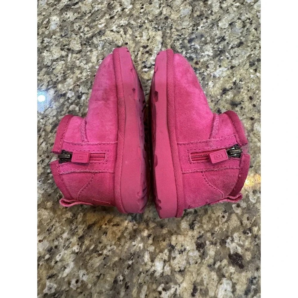 UGG Kids' Classic Ultra Mini Boots Bright Pink Size 8
